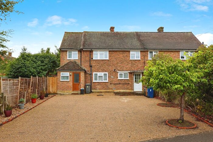 4 Bedroom Semi Detached House For Sale In Binscombe Crescent, Godalming, Surrey, GU7