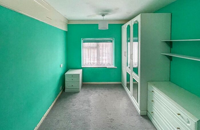 2 Bedroom Flat For Sale In Flat Wroxall House, High Street, Wroxall, Ventnor, Isle Of Wight, PO38