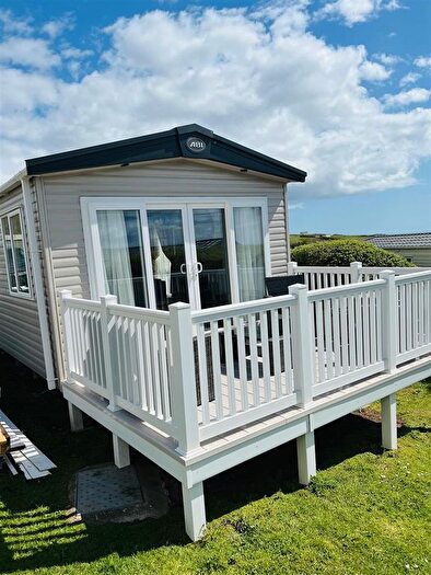 3 Bedroom Hotel For Sale In The Elms, Devon Cliffs, Exmouth, EX8