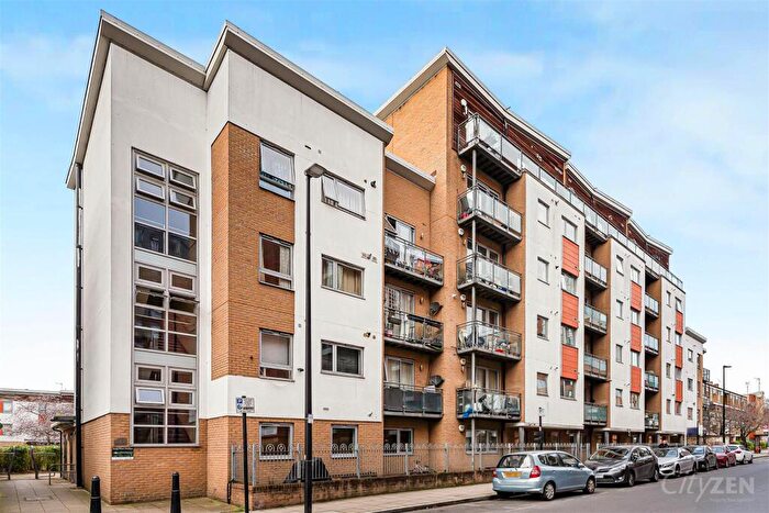 2 Bedroom House For Sale In The Cubix, Violet Road, London, E3