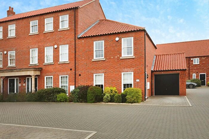 3 Bedroom Semi Detached House For Sale In Blossom Grove, Retford, DN22