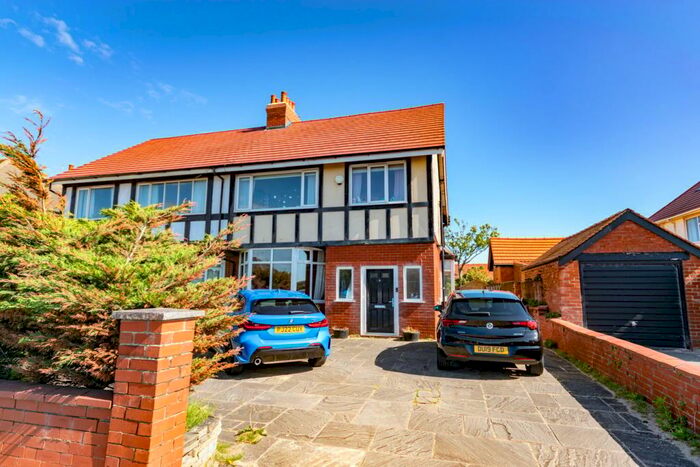 4 Bedroom Semi-Detached House To Rent In Highbury Road West, Lytham St Annes, FY8