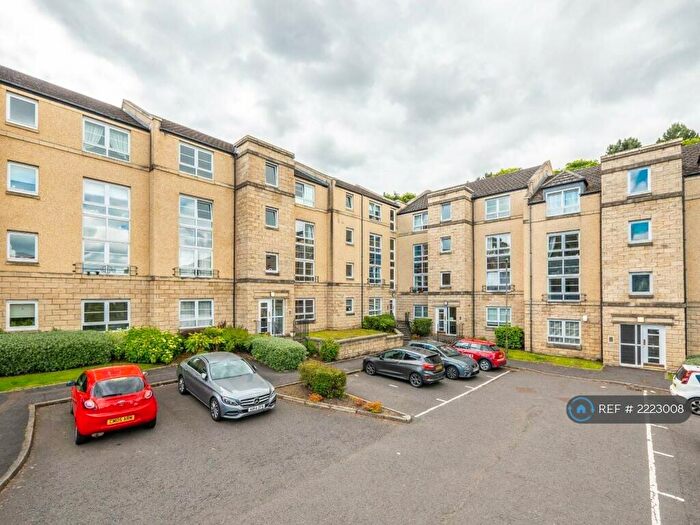 2 Bedroom Flat To Rent In Inglis Green Gait, Edinburgh, EH14
