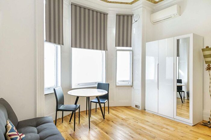 Studio To Rent In Trebovir Road, London, SW5