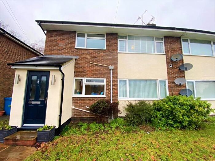 2 Bedroom Maisonette To Rent In Owlsmoor Road, Owlsmoor, Sandhurst, GU47