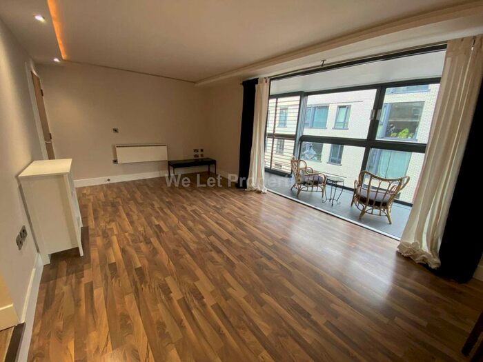 2 Bedroom Flat To Rent In Vicus, Castlefield, M3