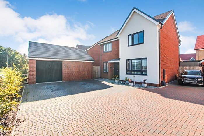 4 Bedroom Detached House For Sale In Woodman Way, Wootton, MK43