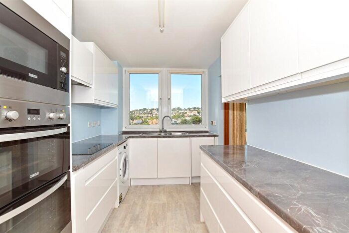 2 Bedroom Apartment For Sale In South Road, Hythe, Kent, CT21