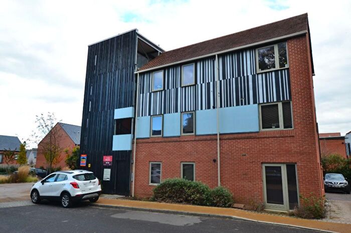 2 Bedroom Apartment To Rent In Canopy Lane, Newhall, Harlow, Essex, CM17