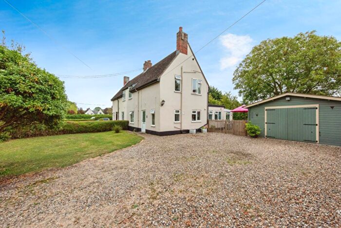 3 Bedroom Semi-Detached House For Sale In Swanfield, Lawshall, Bury St. Edmunds, Suffolk, IP29