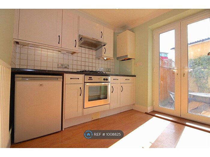 1 Bedroom Flat To Rent In Forge House, London, SE13