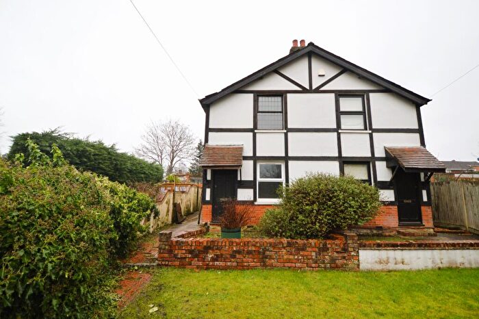 2 Bedroom Semi-Detached House For Sale In London Road Bagshot, GU19
