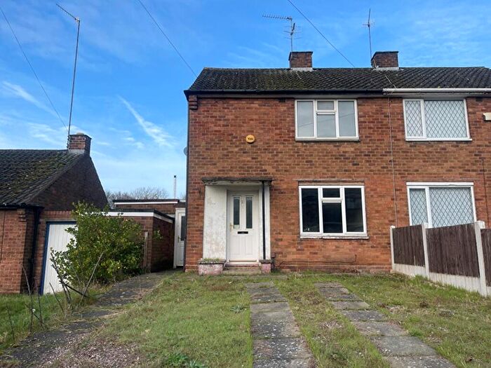 3 Bedroom Semi-Detached House For Sale In Wells Road, Brierley Hill, DY5