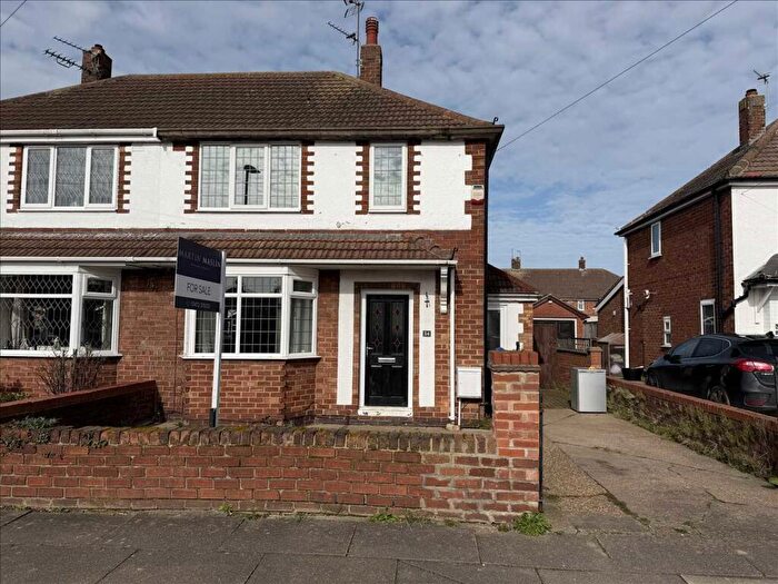 2 Bedroom Semi Detached House For Sale In Samuel Avenue, Grimsby, DN32