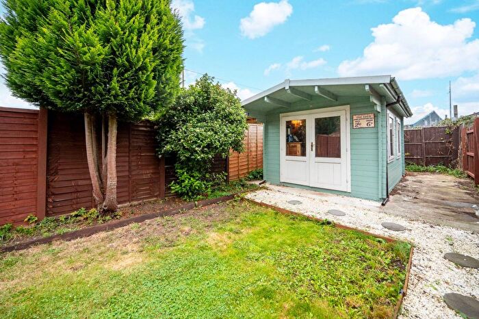 1 Bedroom Flat For Sale In Mangles Road, Guildford, GU1
