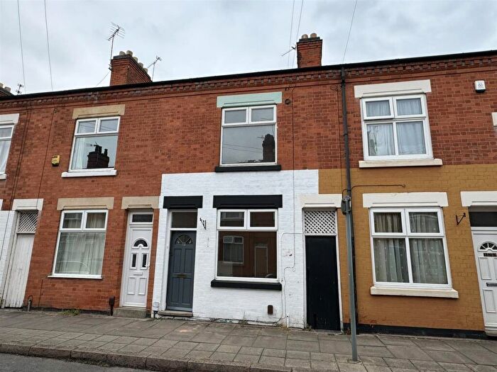 2 Bedroom Terraced House To Rent In Dunton Street, Leicester, LE3