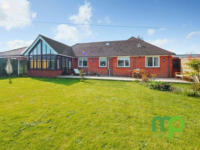 4 Bedroom Detached House For Sale In Norwich Road, Tacolneston, Norwich, Norfolk, NR16