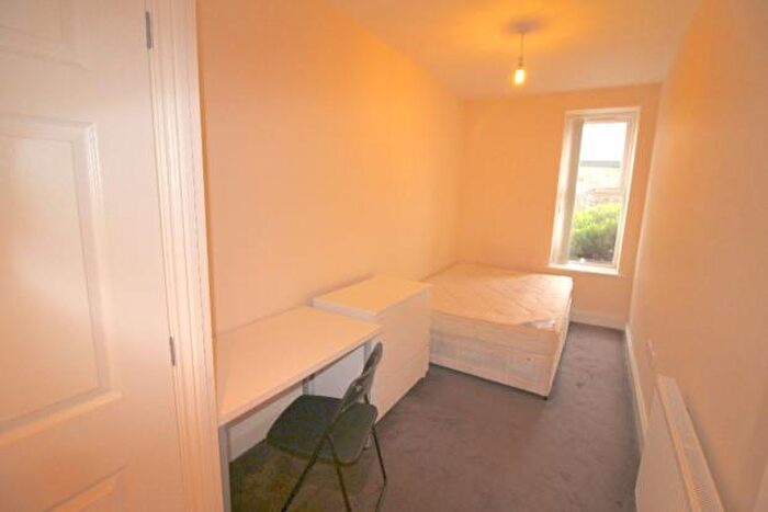 2 Bedroom Flat To Rent In Gainsborough Grove, Newcastle Upon Tyne, NE4