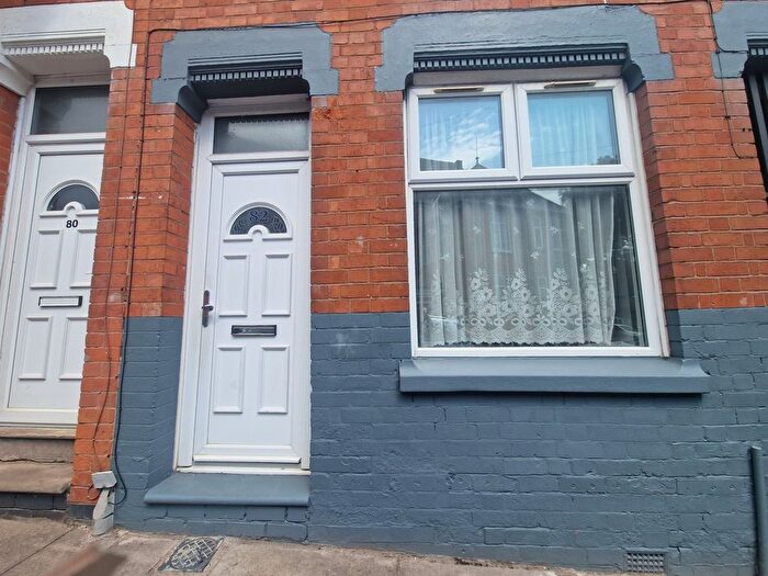 2 Bedroom Terraced House To Rent In Wood Hill, Leicester, LE5