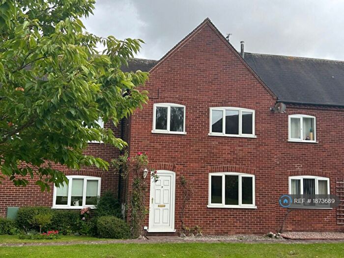 3 Bedroom Terraced House To Rent In The Lilypool, Derbyshire, DE73