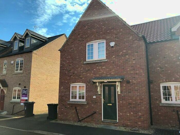 3 Bedroom Semi-Detached House To Rent In King Henry Chase, Bretton, Peterborough, PE3