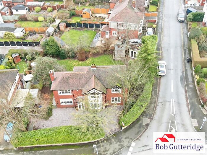 4 Bedroom Detached House For Sale In Clare Avenue, Porthill, Newcastle, ST5