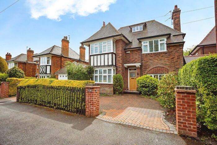 5 Bedroom Detached House For Sale In Leahurst Road, West Bridgford, Nottingham, Nottinghamshire, NG2
