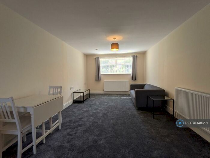 1 Bedroom Flat To Rent In Weoley Park Road, Birmingham, B29