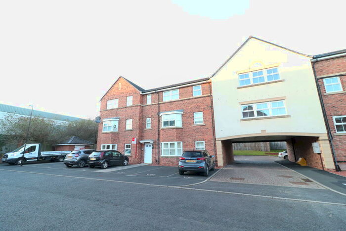 2 Bedroom Flat To Rent In Lakeside Gardens, Washington, NE38