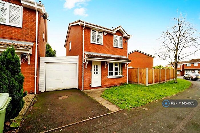 3 Bedroom Detached House To Rent In Lancaster Way, Nottingham, NG8