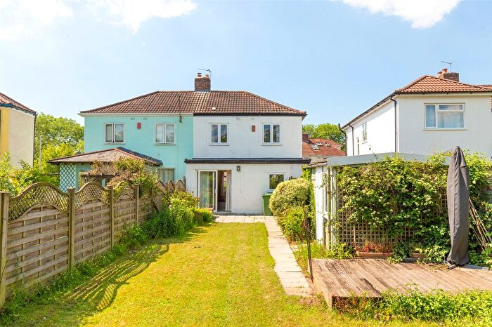 3 Bedroom Semi Detached House For Sale In Lakewood Road, Bristol, BS10