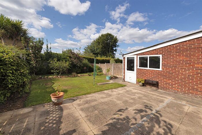 2 Bedroom Bungalow For Sale In Howard Drive, Maidstone, ME16