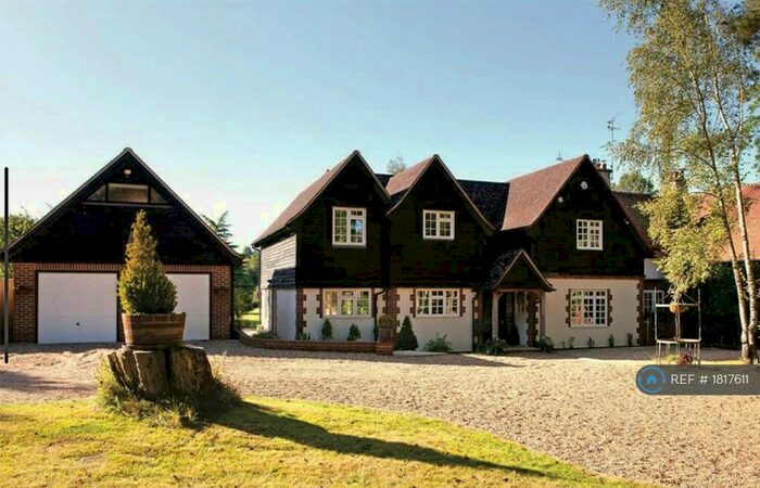 6 Bedroom Detached House To Rent In Forest Grange, Horsham, RH13