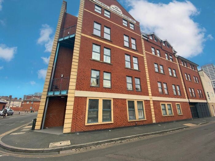 1 Bedroom Flat To Rent In Harding Street, Town Centre, Swindon SN1