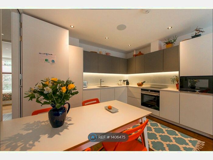 2 Bedroom Flat To Rent In Julius Seal House A, London, E9