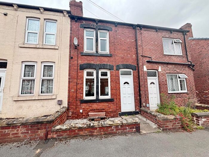 2 Bedroom Terraced House To Rent In New Street, Leeds, West Yorkshire, LS25