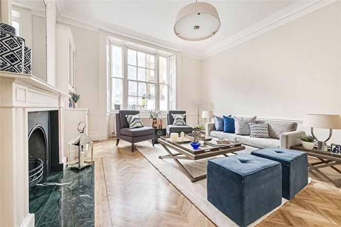 3 Bedroom Flat To Rent In Ebury Street, Belgravia, SW1W