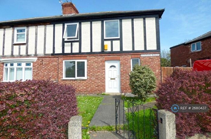 3 Bedroom Semi-Detached House To Rent In Hylton Road, Jarrow, NE32
