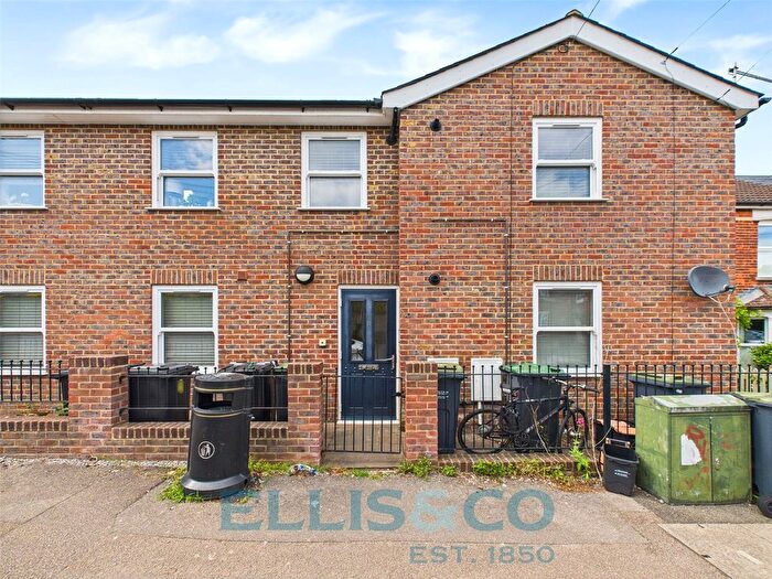1 Bedroom Flat To Rent In Hectorage Road, Tonbridge, TN9