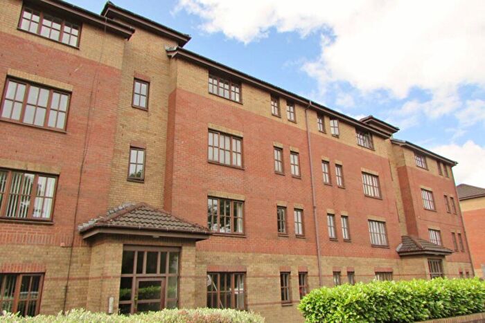 1 Bedroom Flat To Rent In Spacious Ground Floor U/F @ Dumbarton Rd, G14