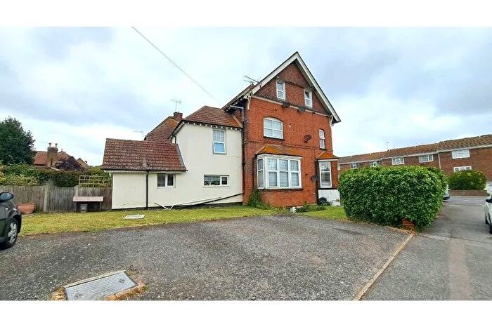 2 Bedroom Flat For Sale In Westgate Bay Avenue, Westgate-On-Sea, CT8