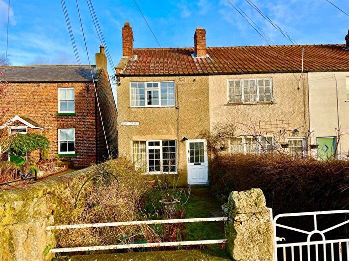 2 Bedroom Cottage For Sale In Low Green, Eppleby, Richmond, DL11