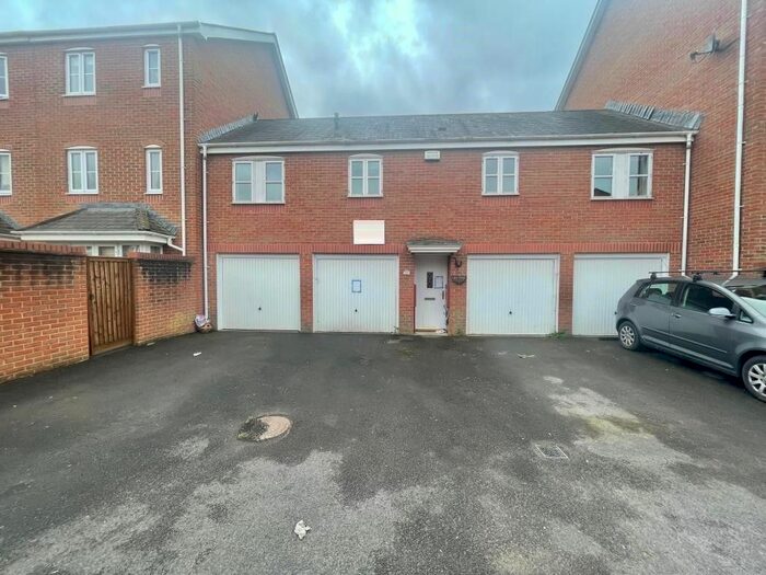 2 Bedroom Property For Sale In Weavers Reach, Tonedale, Wellington, TA21