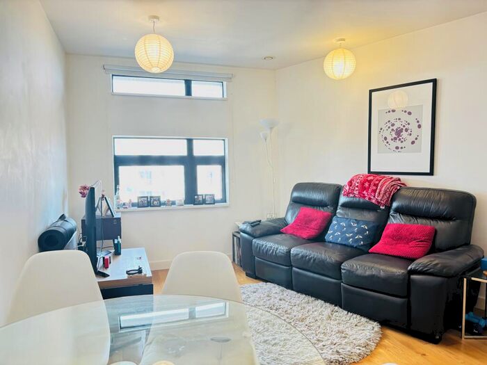 1 Bedroom Flat To Rent In Islington Wharf, Great Ancoats Street, Manchester, M4