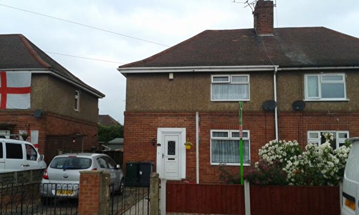 3 Bedroom Semi Detached House To Rent In Fairfax Road, Doncaster, DN2