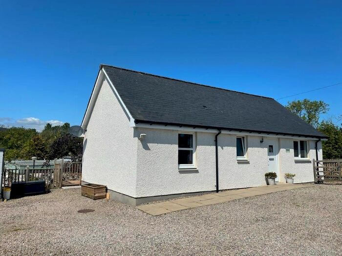 2 Bedroom Detached Bungalow For Sale In Ardross Place, Alness, IV17