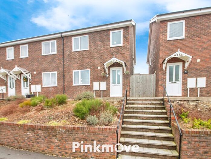 3 Bedroom End Of Terrace House For Sale In Herberts Road, Garndiffaith, Pontypool, NP4