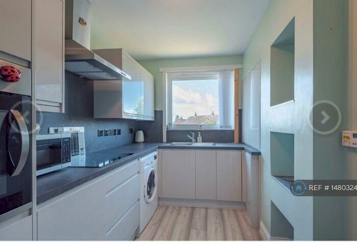 2 Bedroom Flat To Rent In Huntly Place, Dundee, DD4