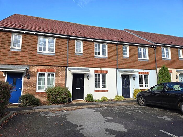 2 Bedroom Terraced House For Sale In Columbus Drive, Sarisbury Green, SO31
