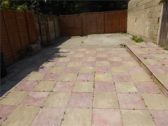 3 Bedroom Terraced House For Sale In Dixon Road, London, SE25